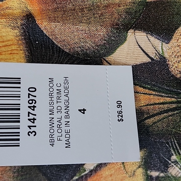 Mushroom Crop Tank - Picture 5 of 5